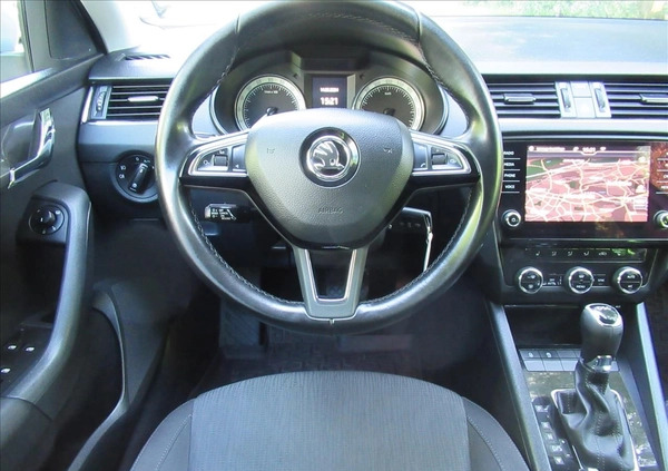 Skoda Octavia cena 55900 przebieg: 157500, rok produkcji 2017 z Krotoszyn małe 154